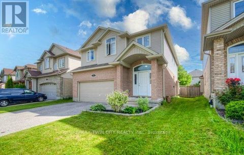 504 WOOD NETTLE WAY Waterloo ON N2V2Y1