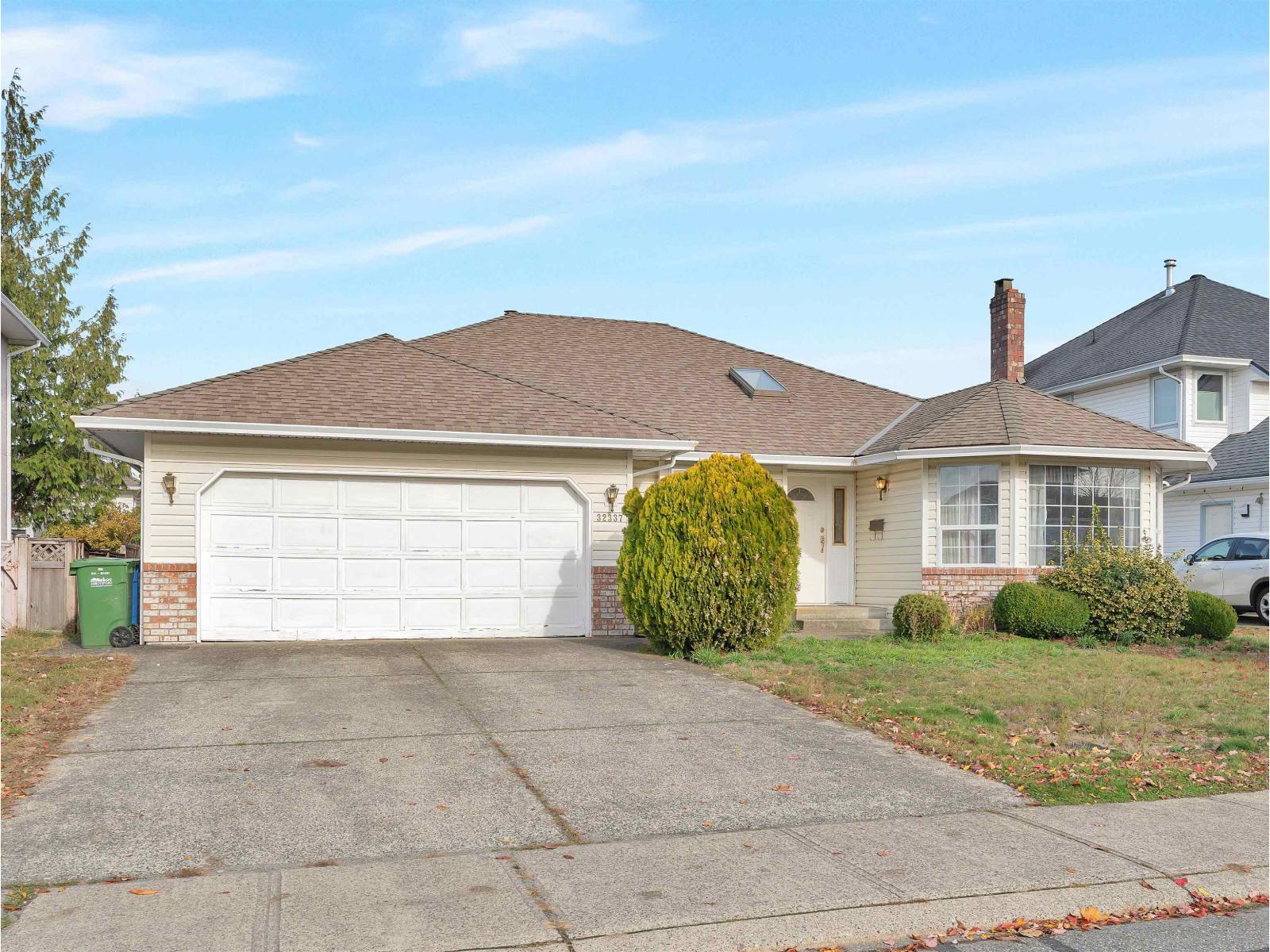 32337 NAKUSP DRIVE