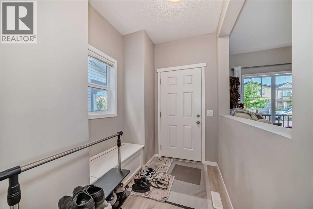 9 Copperpond Avenue SE