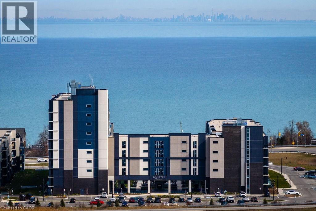 16 CONCORD Place Unit# 705