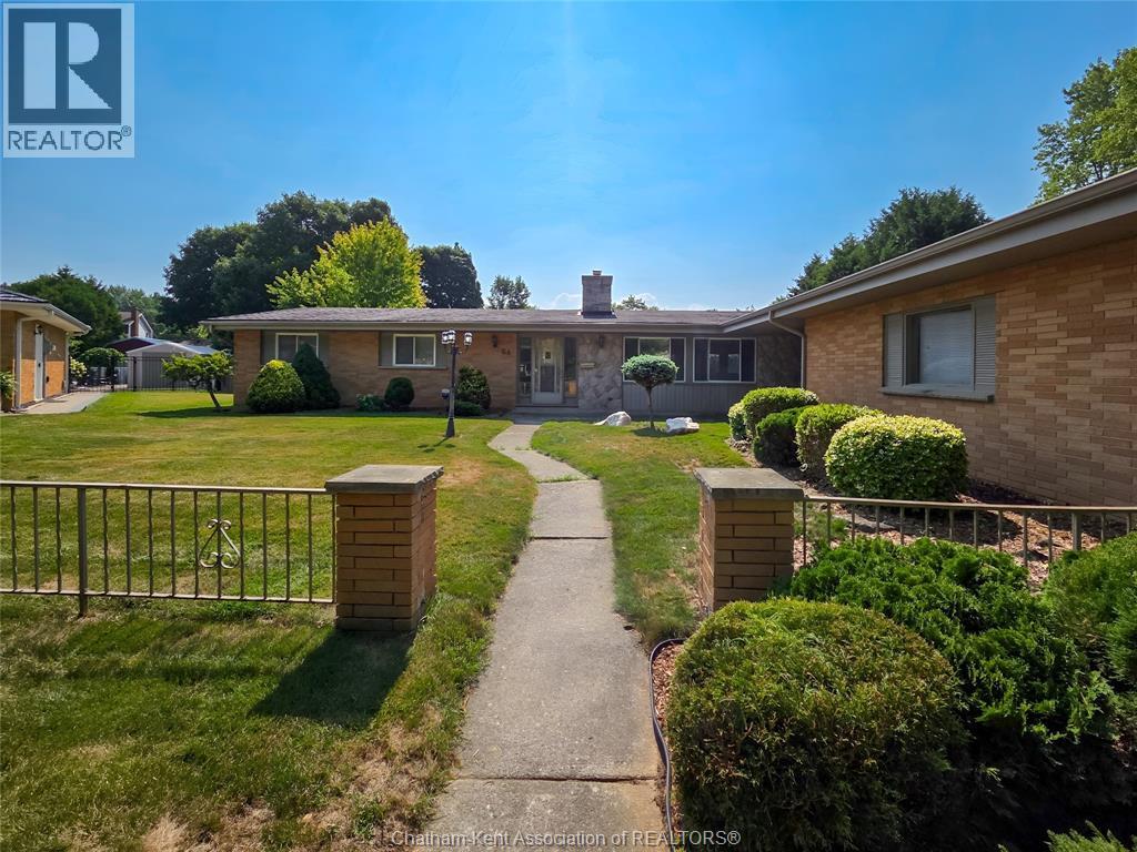64 Parkwood DRIVE