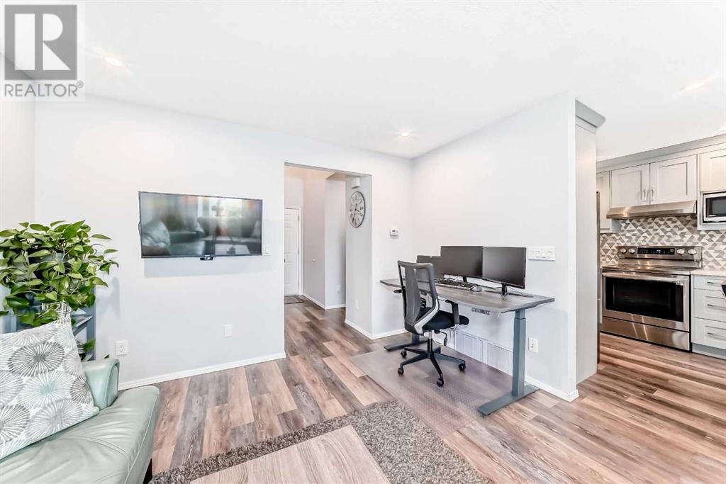 107 Applewood Place SE