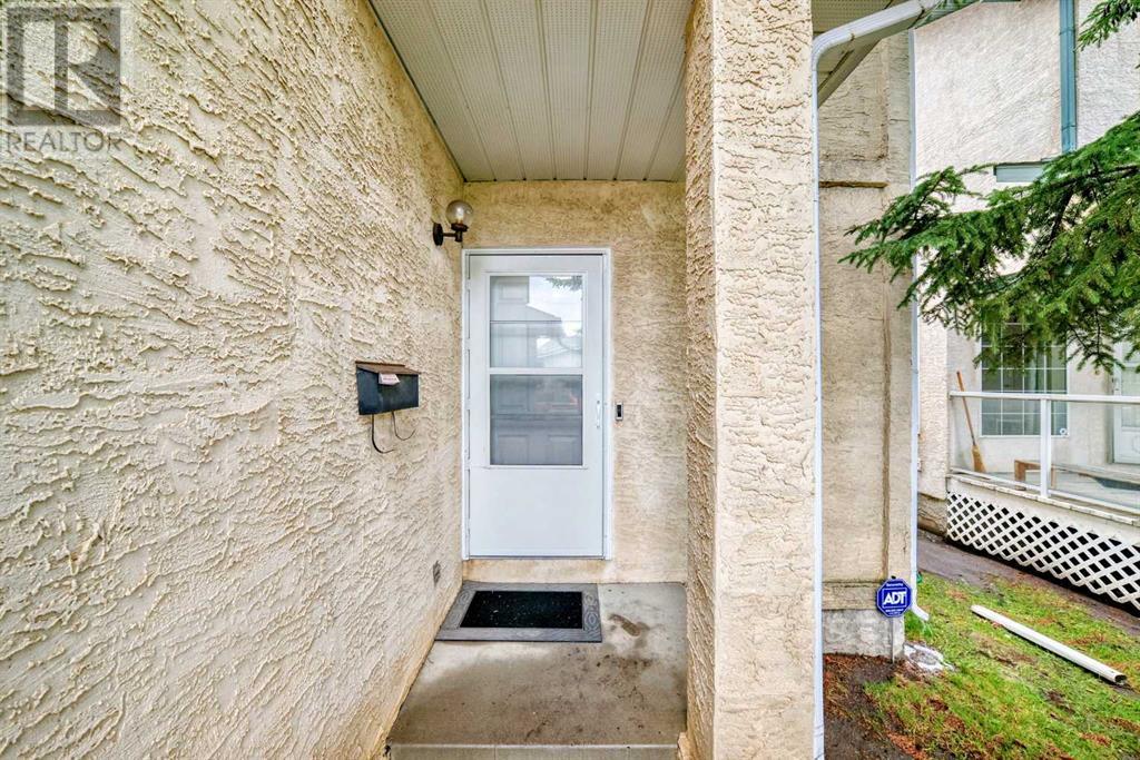 107 Applewood Place SE