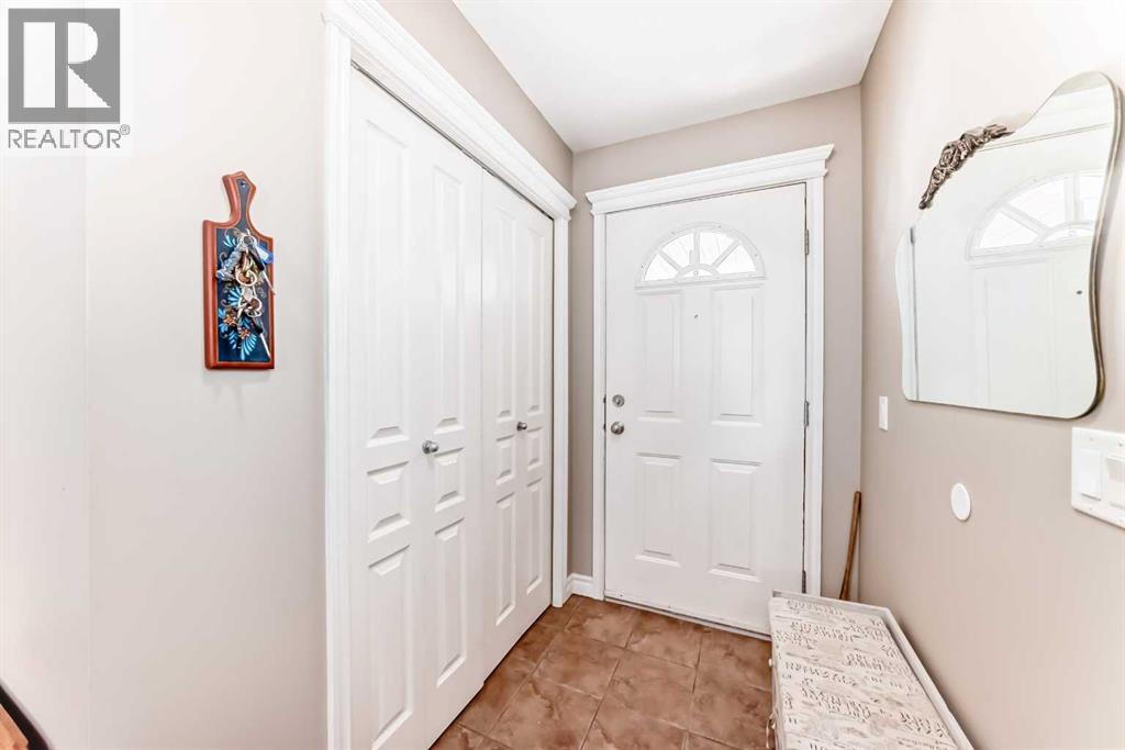 202 Inglewood Grove SE