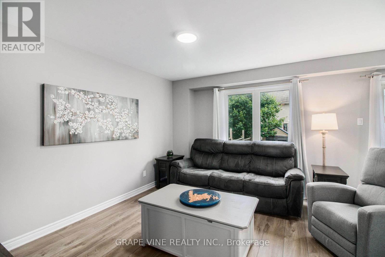 117 ASSELIN STREET