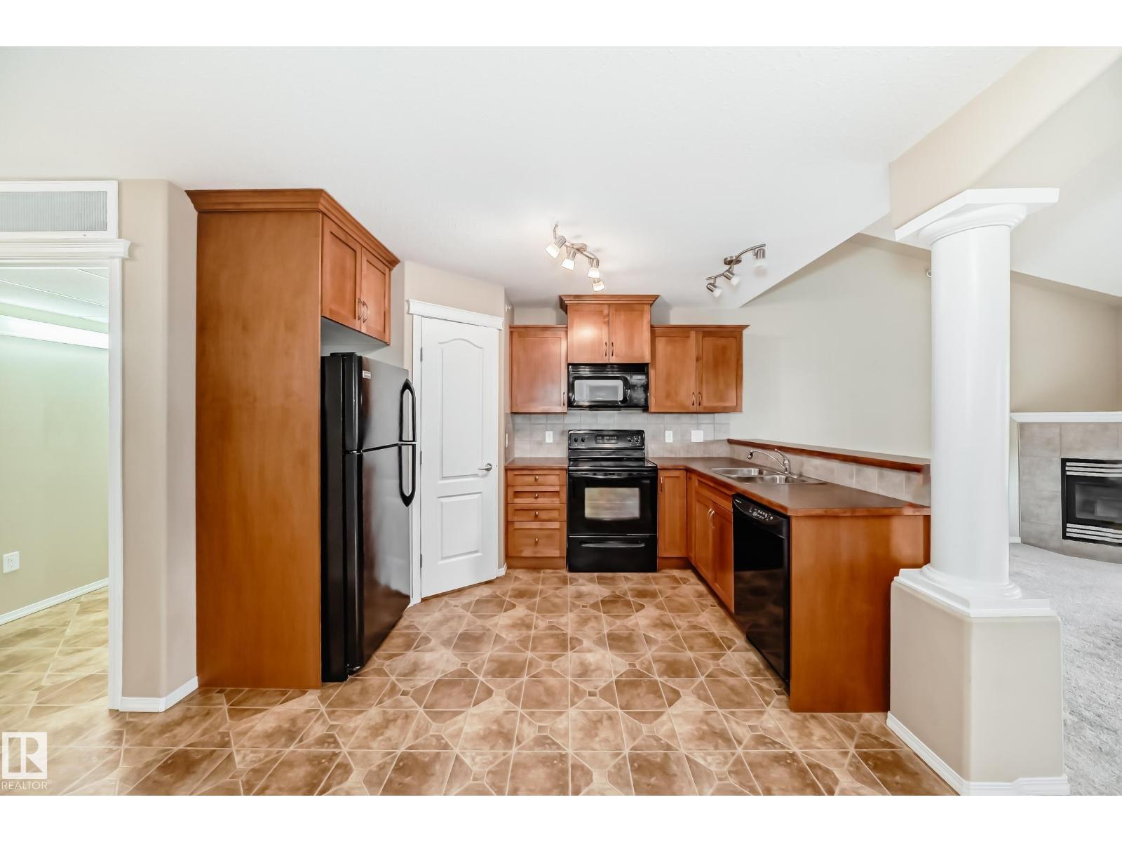 #512 261 Youville DR E NW
