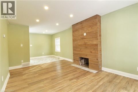 1243 LANGMUIR Avenue Unit# Main London ON N5W2G2