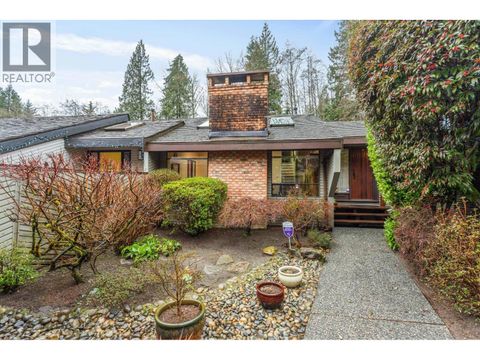 5639 WHITE PINE LANE North Vancouver BC V7R4S1