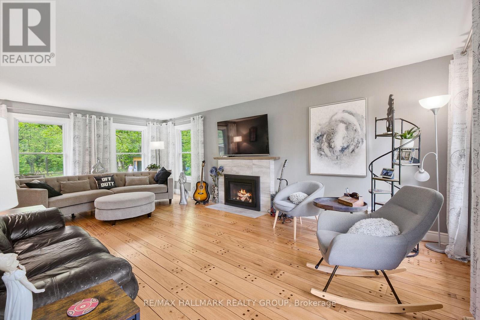 1430 ROYAL MAPLE DRIVE