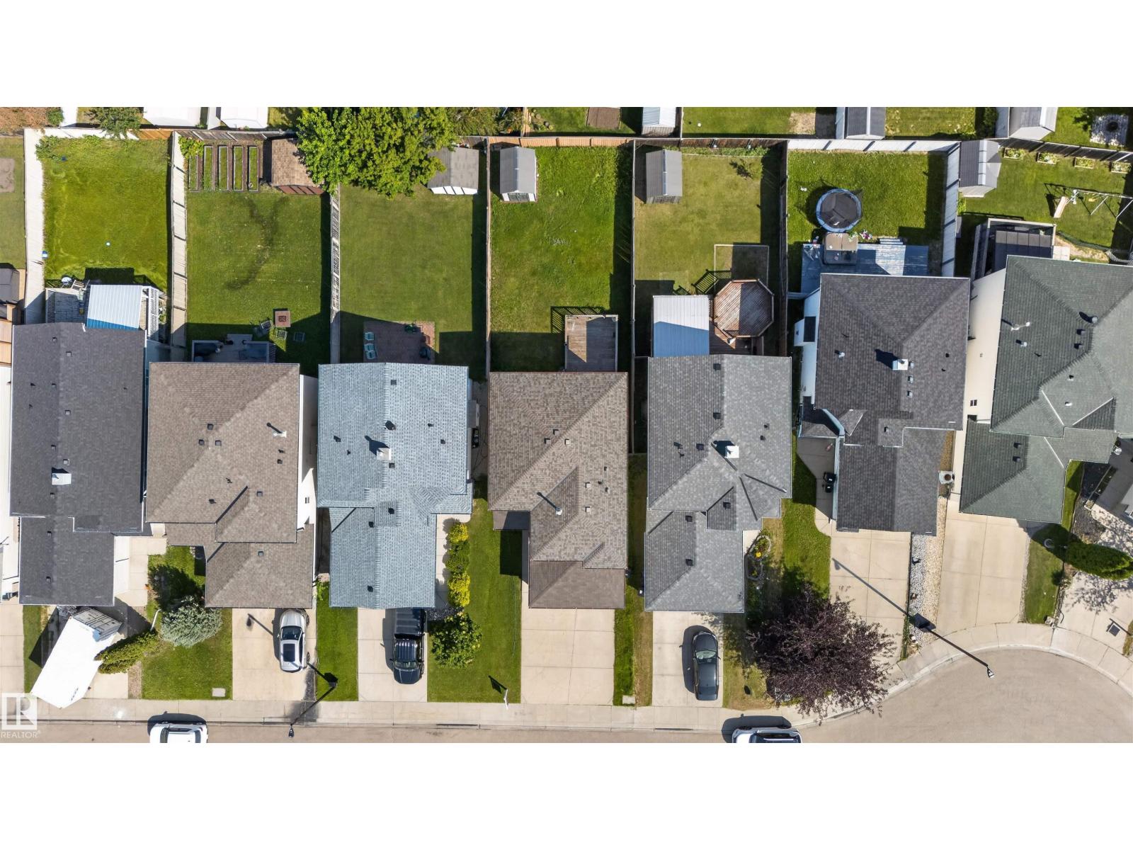 1816 36 AV NW