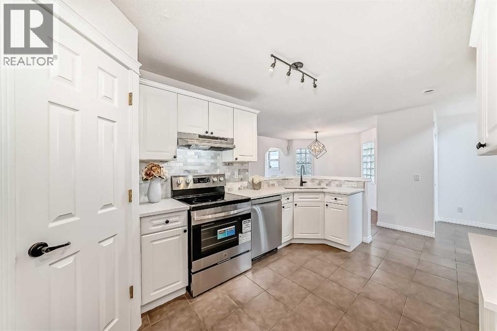 71 Hidden Ranch Close NW
