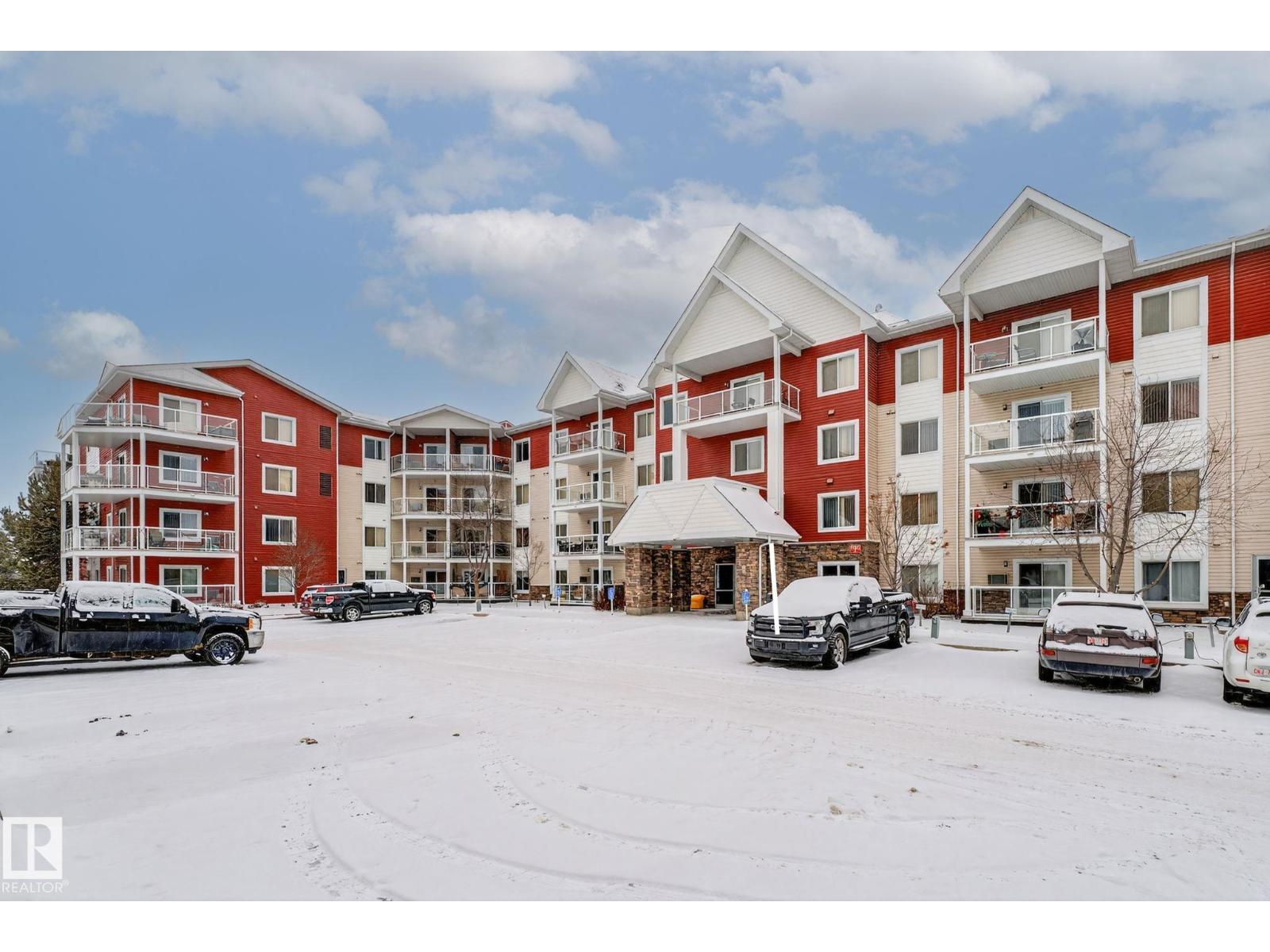 #104 2207 44 AV NW NW