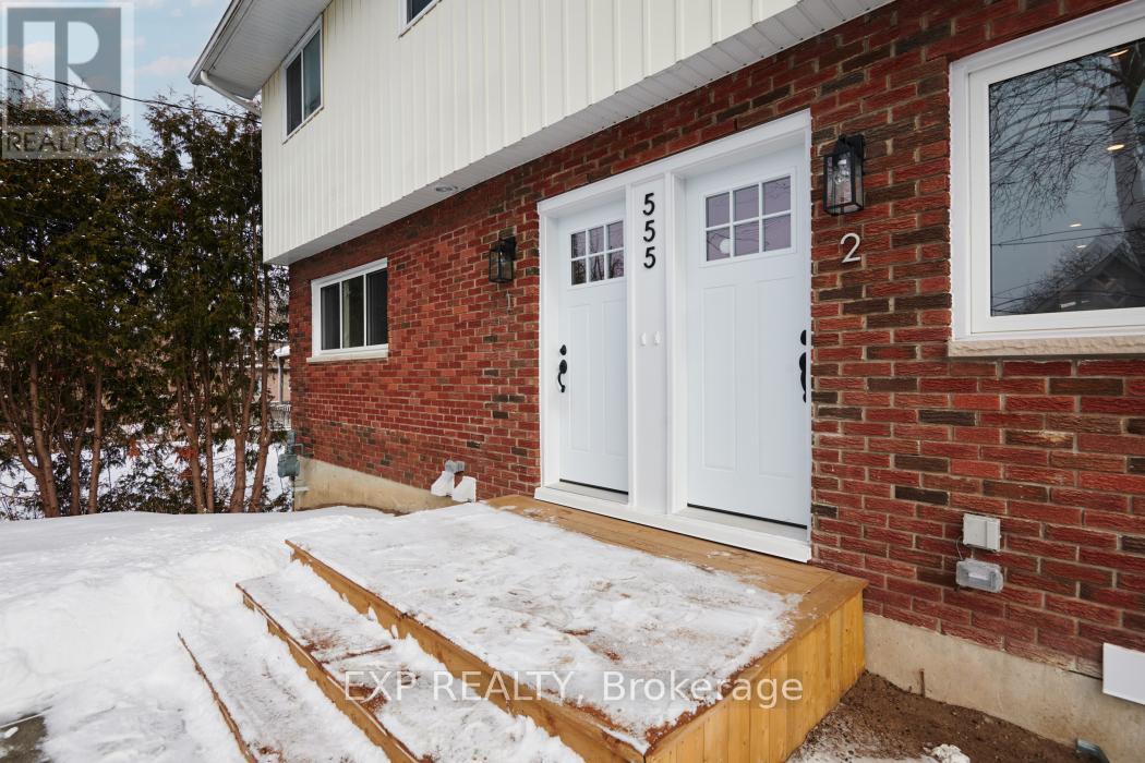 1 - 555 CHURCHILL AVENUE N