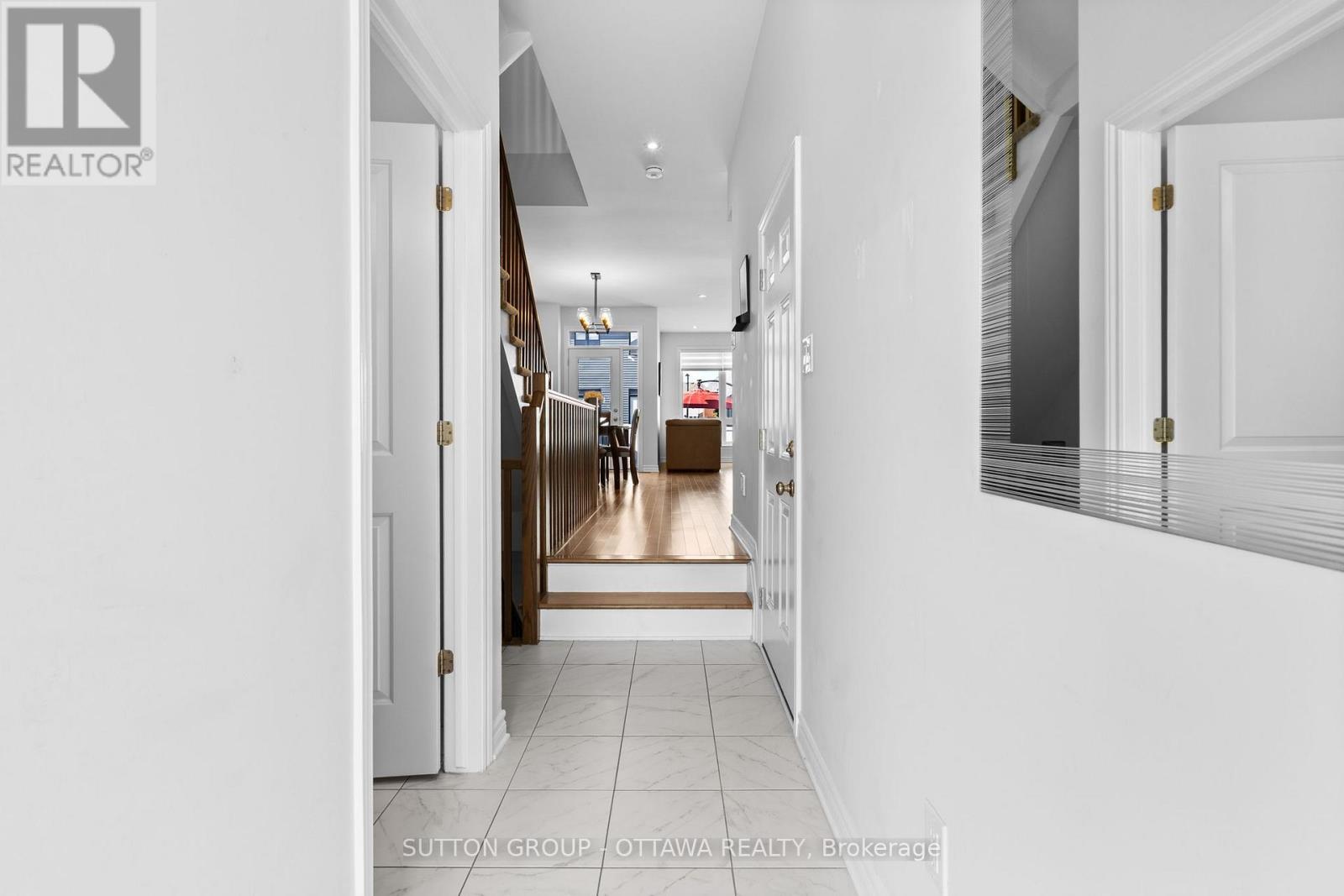 744 PUTNEY CRESCENT