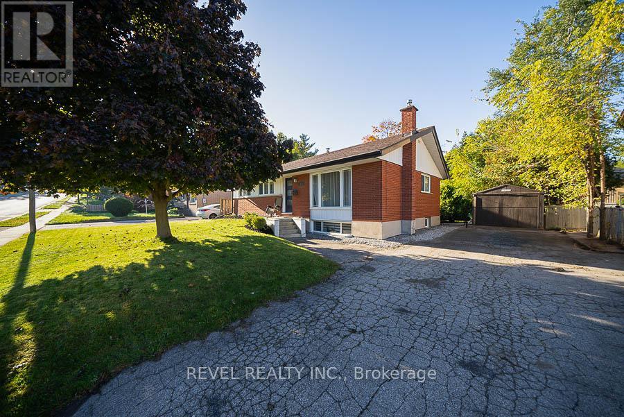 11 HILLCREST AVENUE