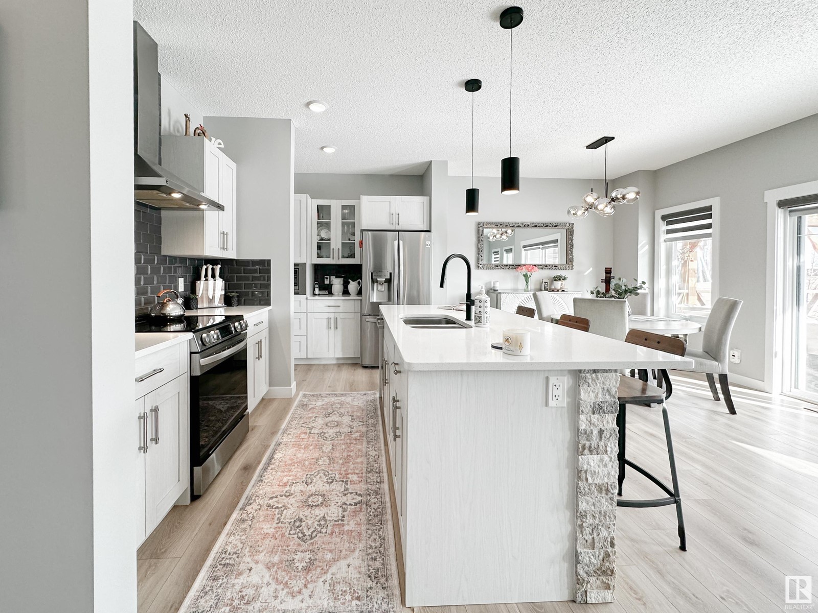 147 JOYAL WY