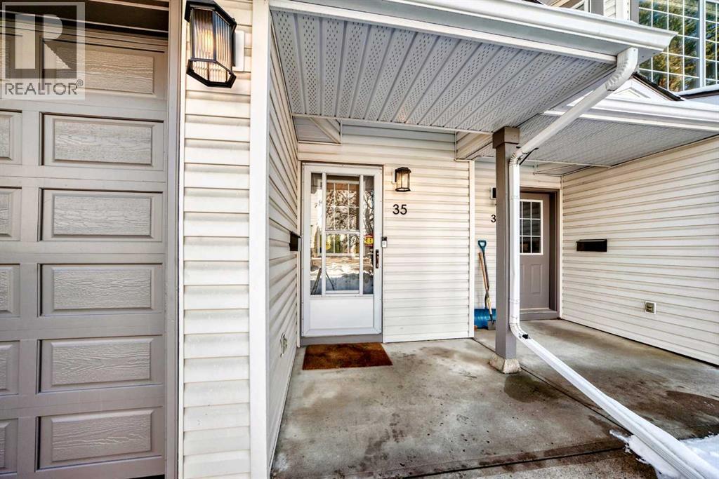 35 Kingsland Villas SW