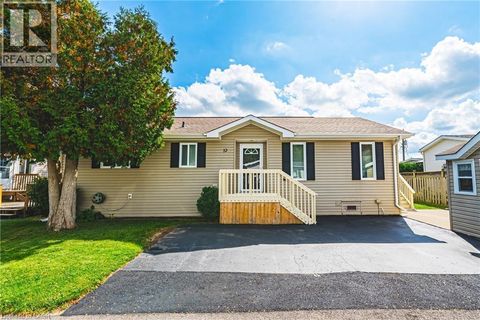 32 WATER STREET PVT Puslinch ON N1H6H9