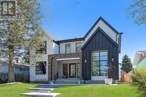 83 Lissington Drive SW Calgary AB T3E5E4