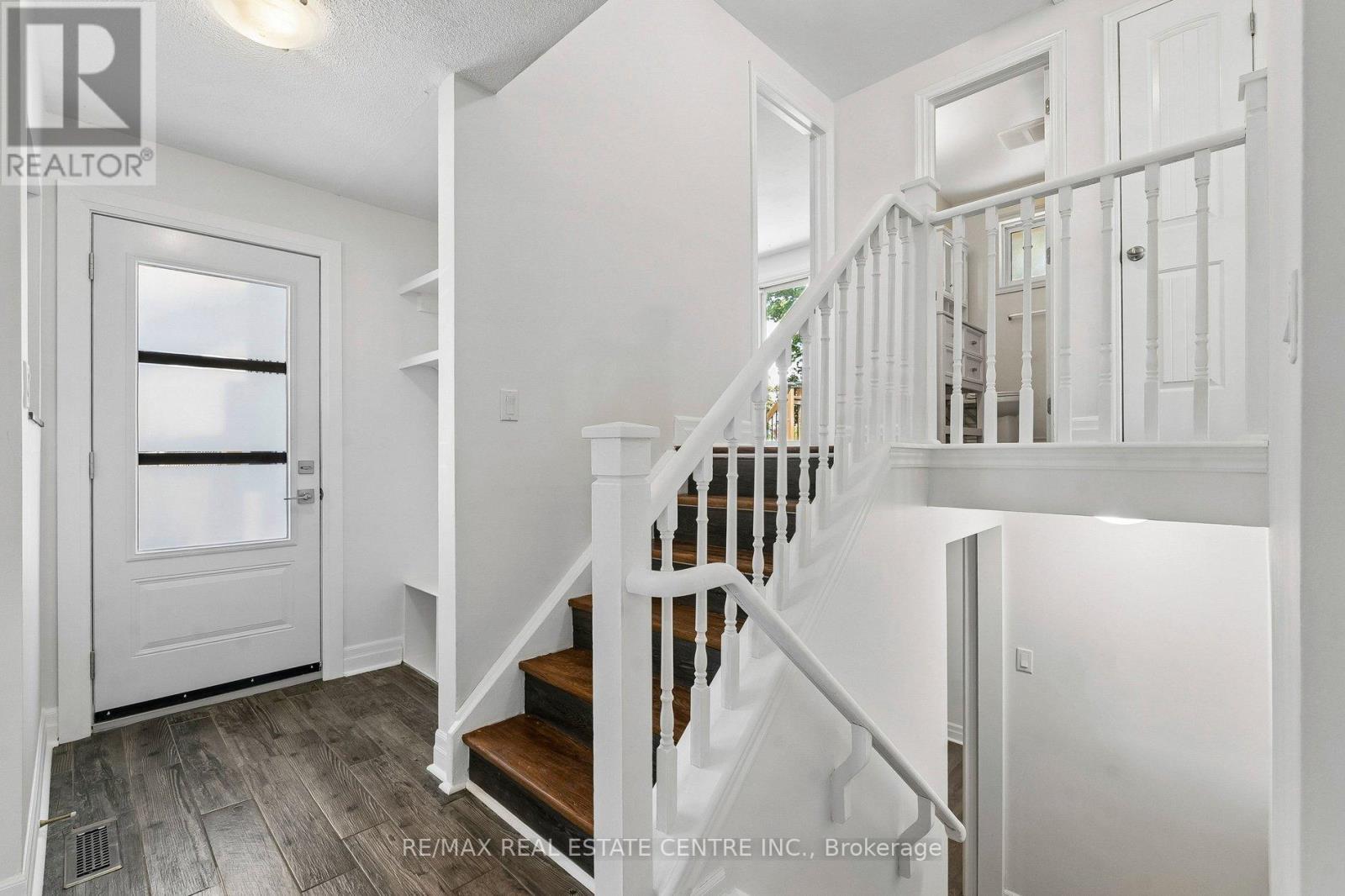 47 CHRISTIE CRESCENT