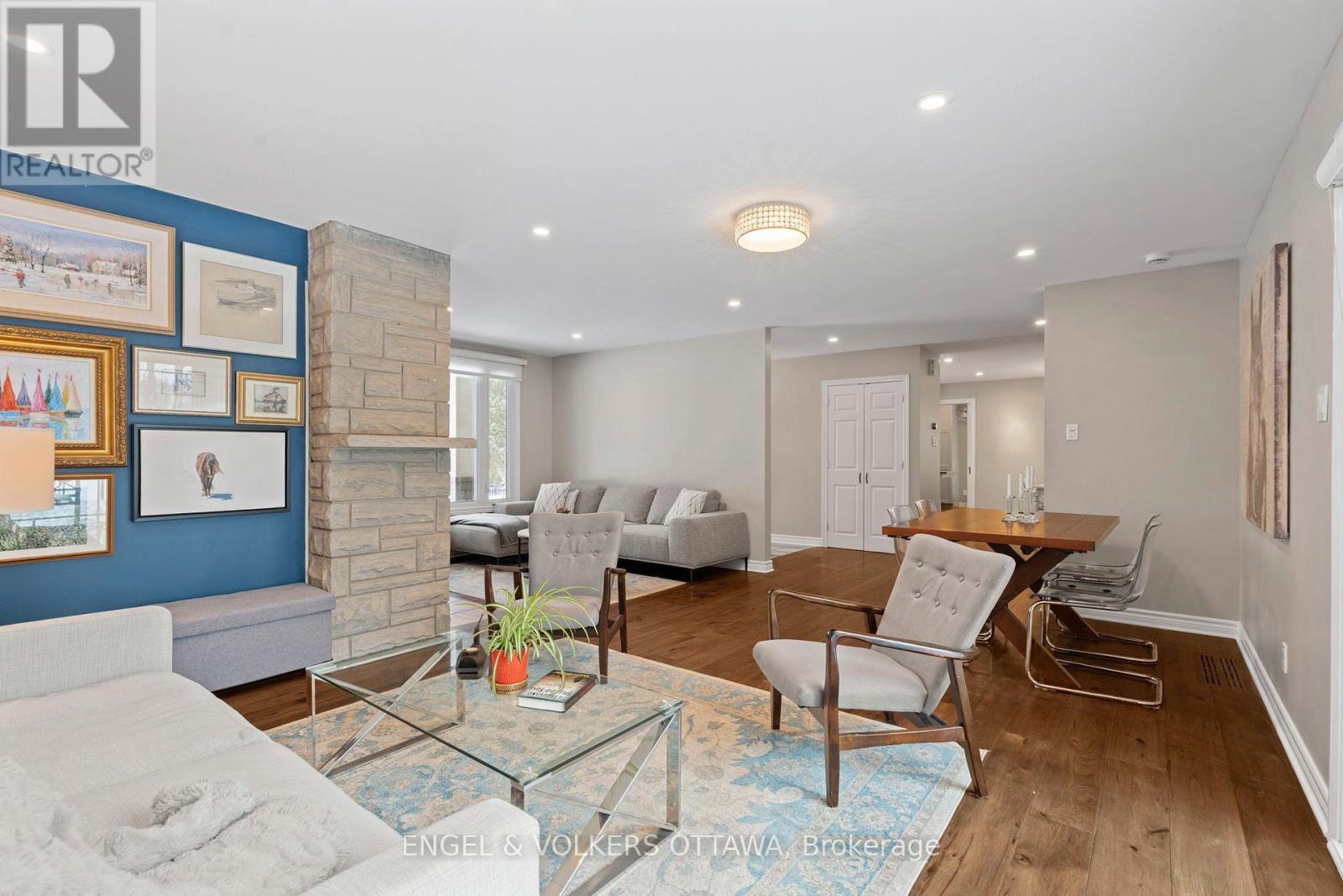 3 HAZELWOOD WAY