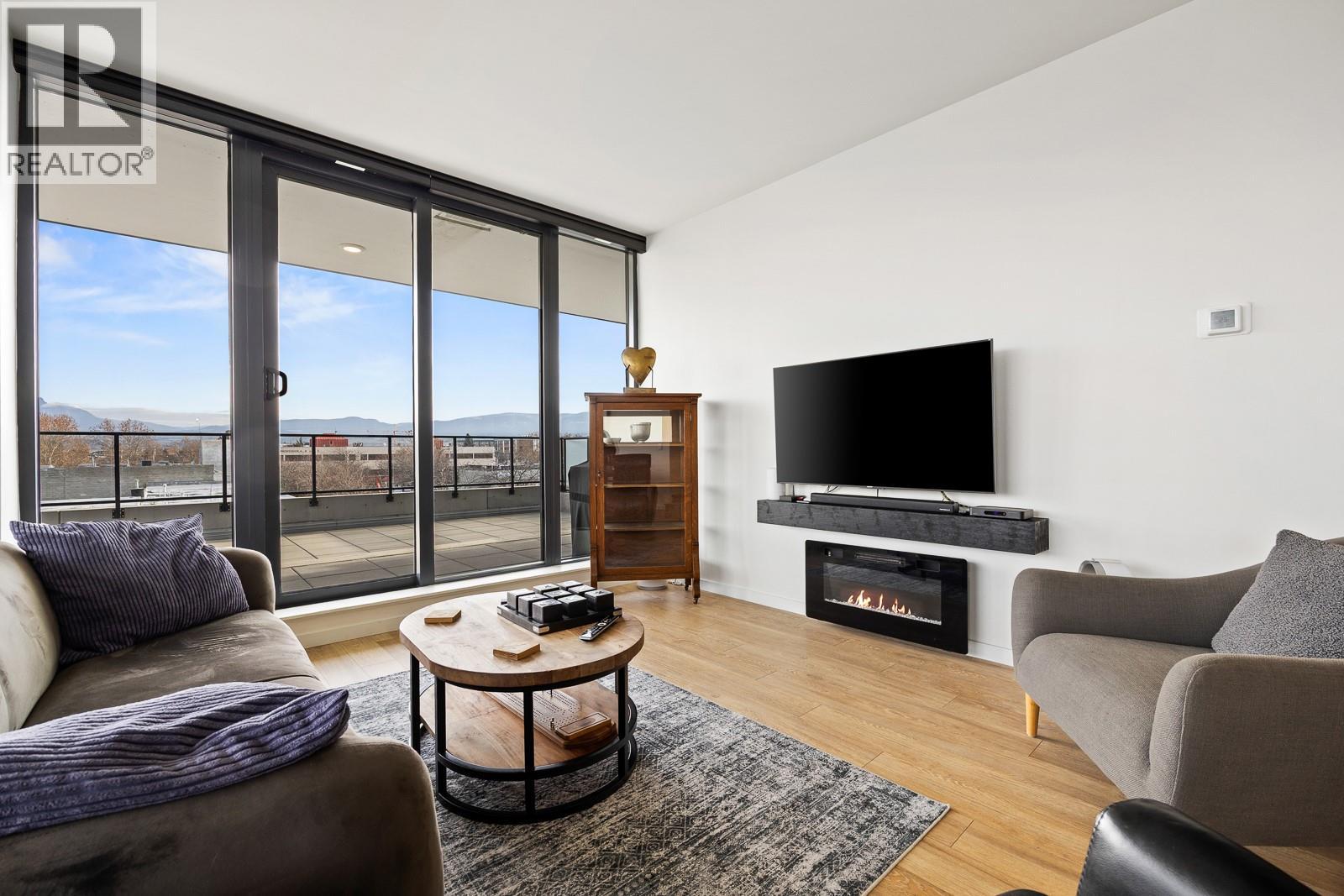 485 Groves Avenue Unit# 301