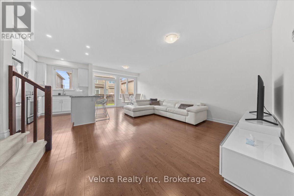 518 VIVERA PLACE