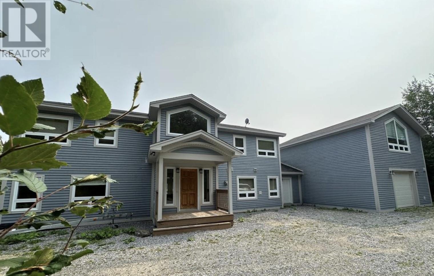 48 Lakeside Drive