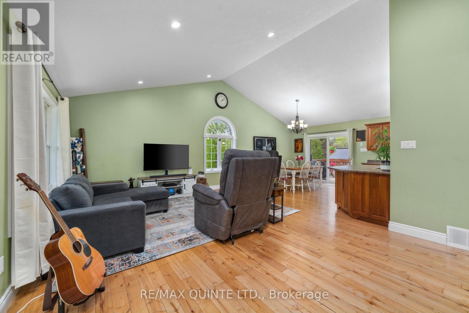 940 COUNTY ROAD 13