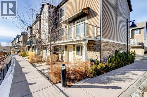 444 Legacy Point SE Calgary AB T2X3Z3