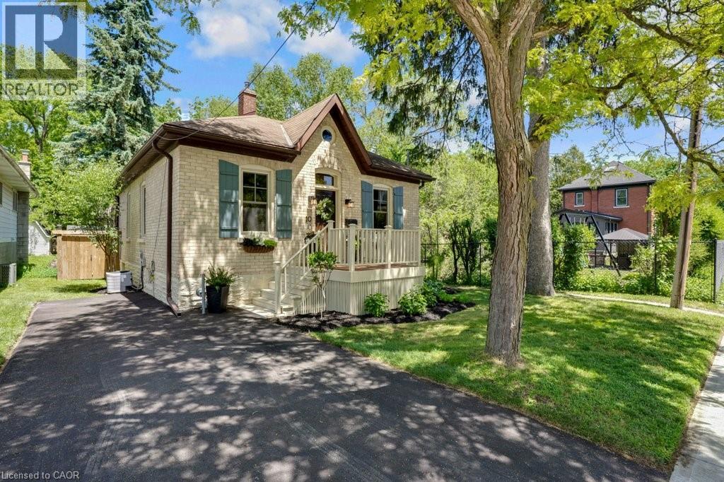 10 SELKIRK Street