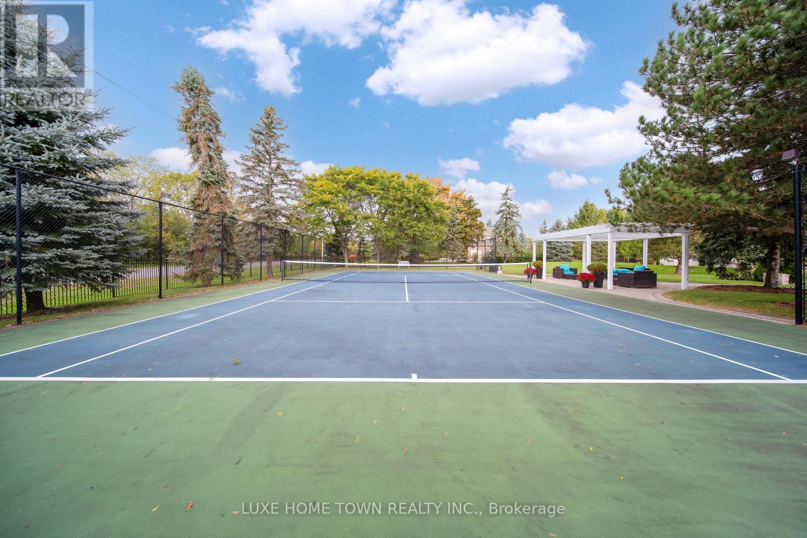 2 PRINCE RUPERT DRIVE