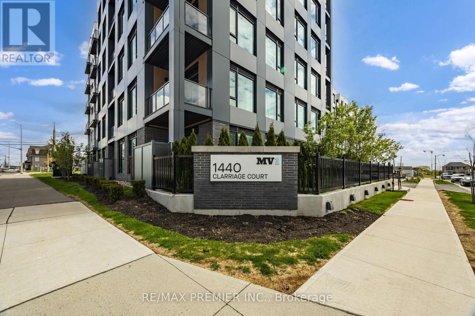 510 - 1440 CLARRIAGE COURT