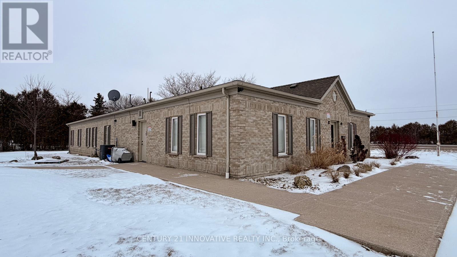 5615 MCGILLIVRAY DRIVE N