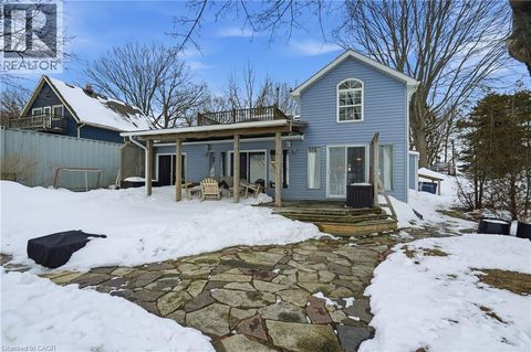 735 SANDY BAY Road Dunnville ON N1A2W6