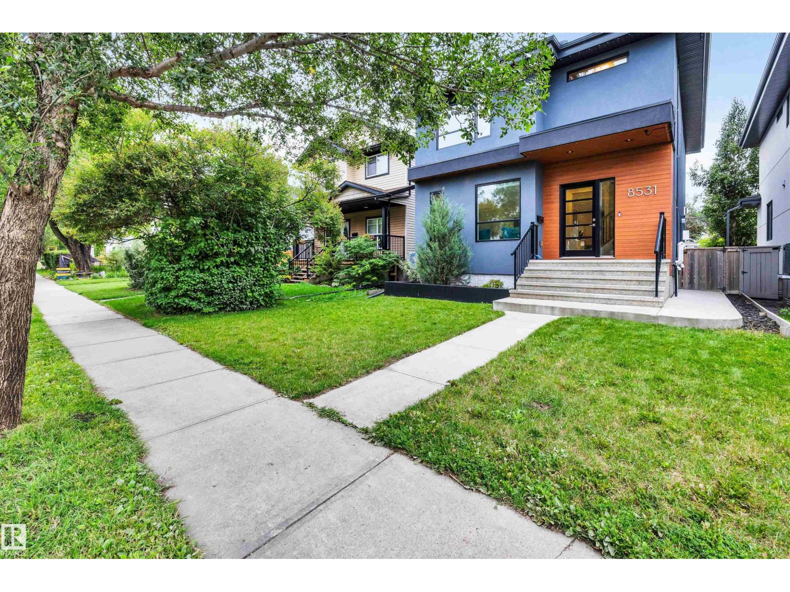 8531 76 AV NW NW