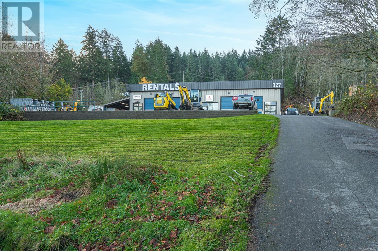 327 Rainbow Rd