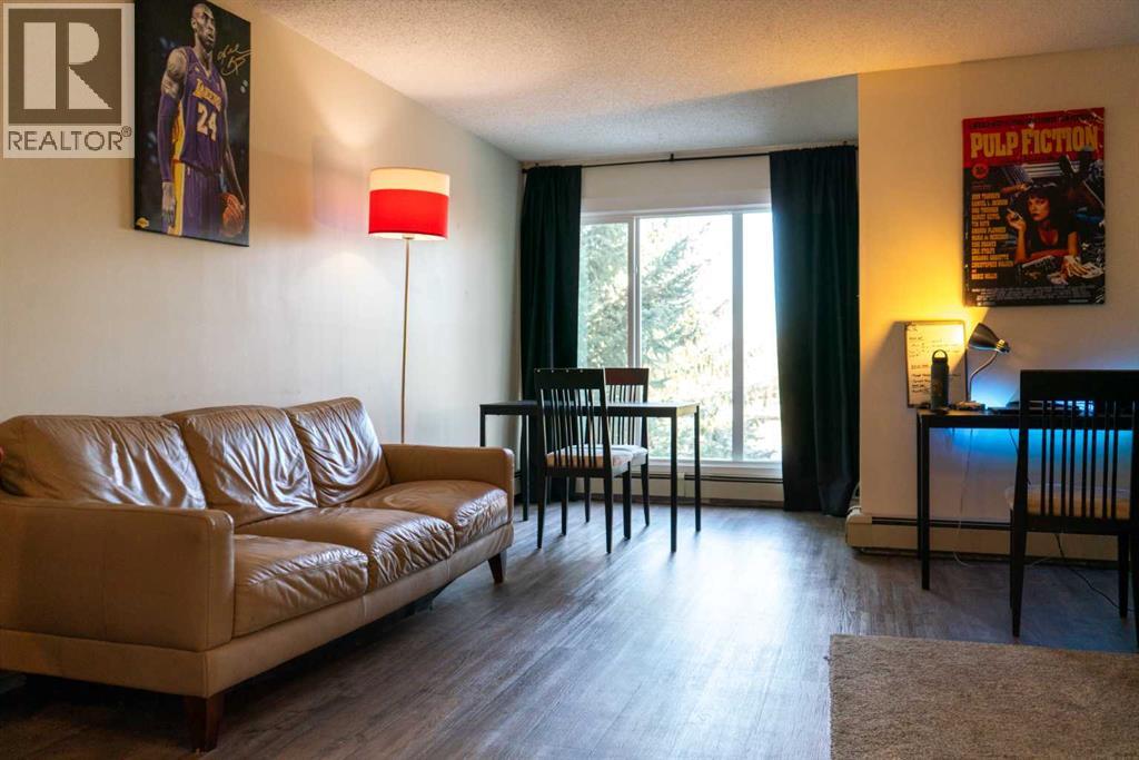 312, 75 Temple Boulevard W