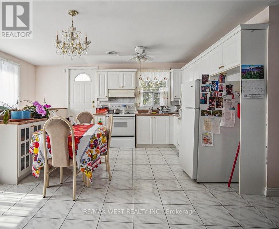 132-134 VICTORIA STREET