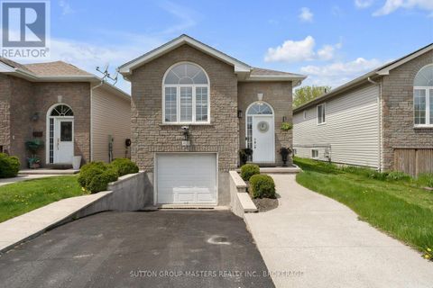 677 TANNER DRIVE Kingston (East Gardiners Rd) ON K7M8Y2