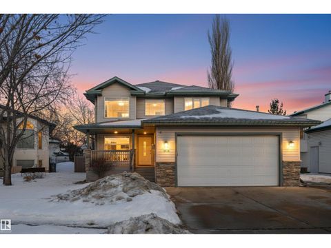 5818 47 AV Beaumont AB T4X1N9