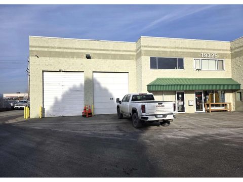 C-3 19325 94 AVENUE Surrey BC V4N4E6