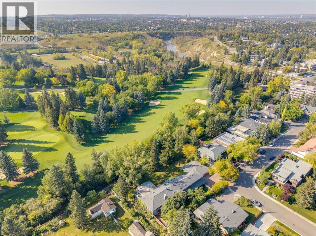 35 Windsor Crescent SW