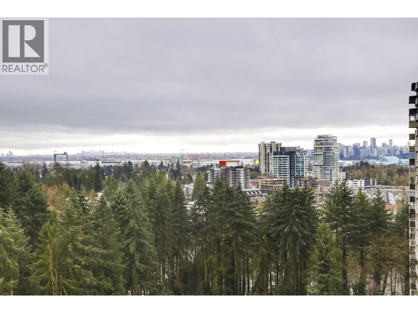 1411 2016 FULLERTON AVENUE