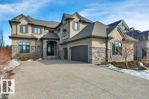 631 HOWATT DR SW Edmonton AB T6W2T6