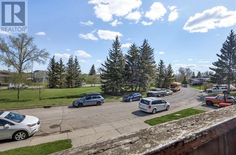 11741 Canfield Road SW Calgary AB T2W1J6