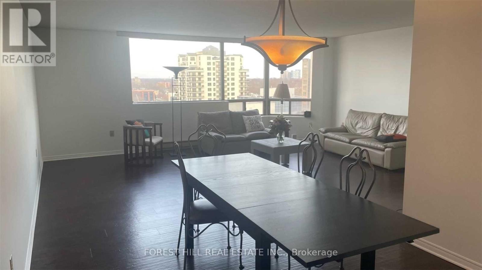 1111 - 695 RICHMOND STREET