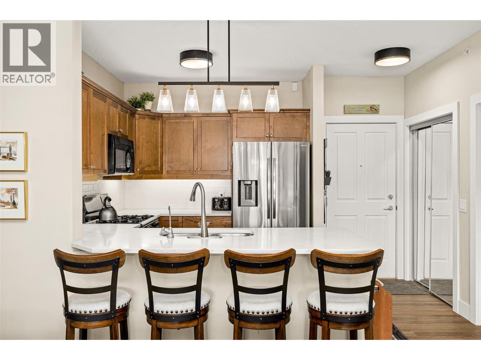 2532 Shoreline Drive Unit# 417