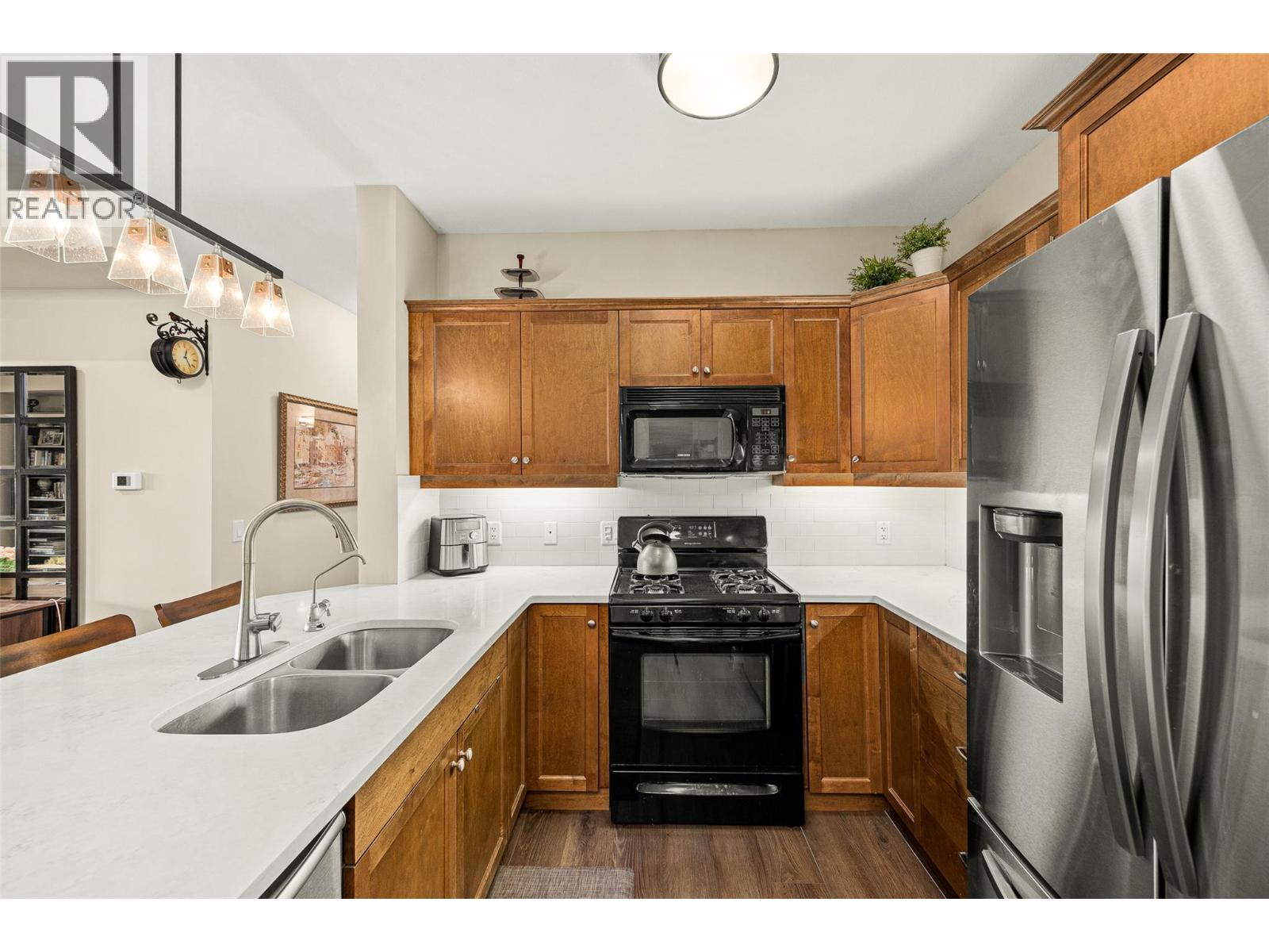 2532 Shoreline Drive Unit# 417