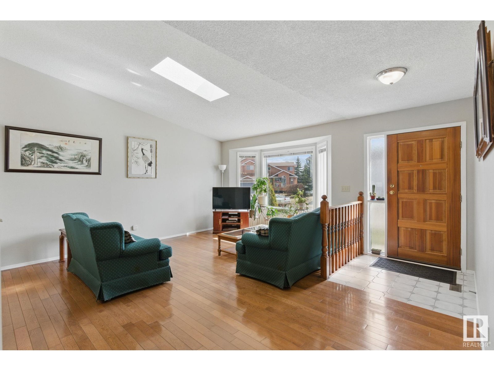 4416 29 AV NW